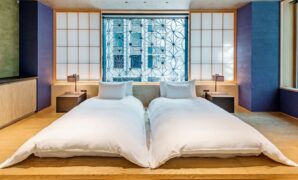 hotel in tokyo near train station